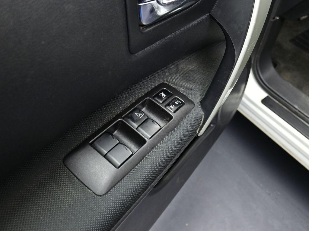 used 2014 Nissan Rogue Select car, priced at $9,750