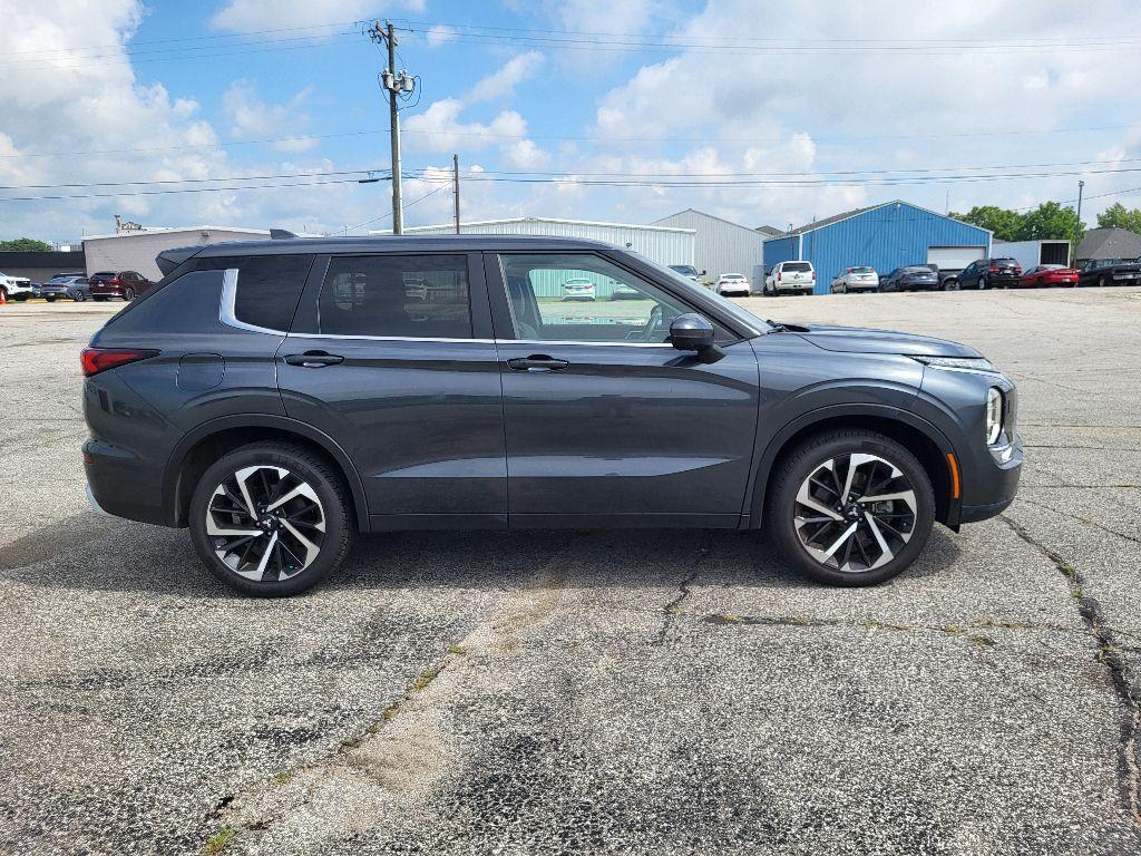 used 2024 Mitsubishi Outlander car, priced at $27,347