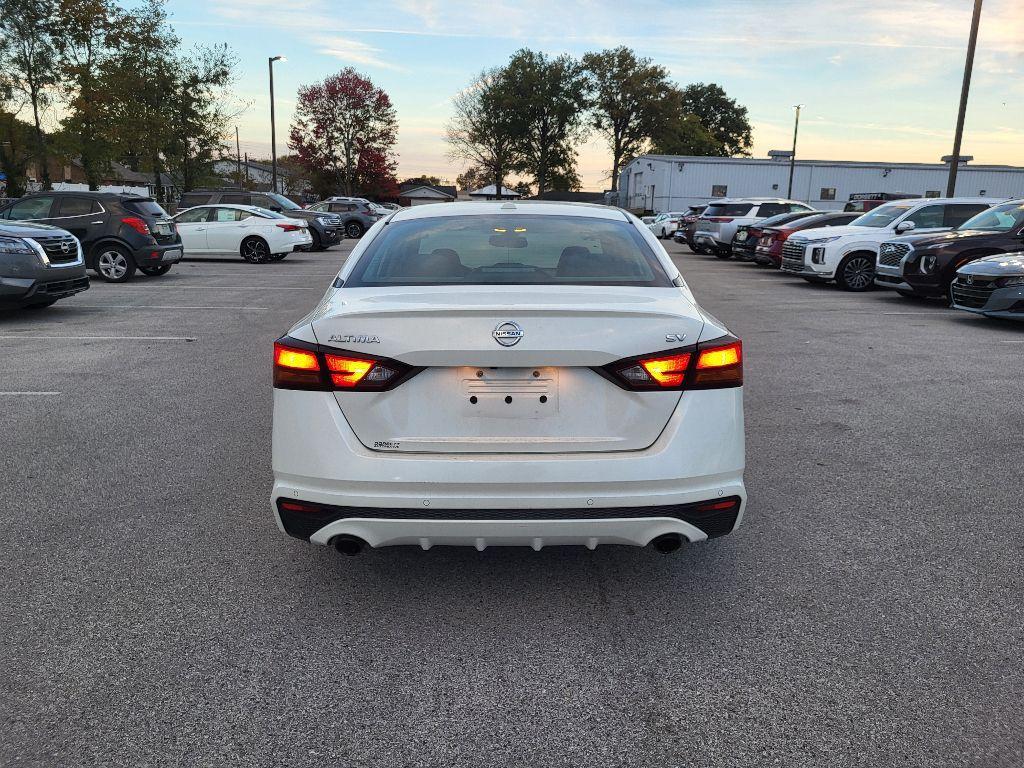 used 2019 Nissan Altima car, priced at $19,000