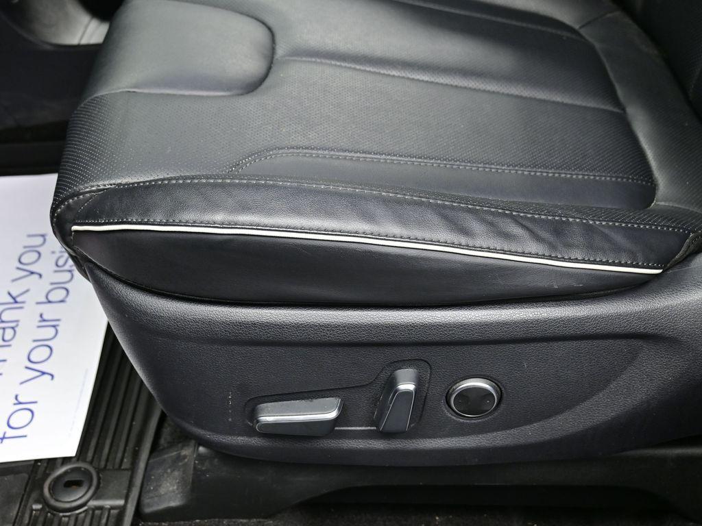 used 2023 Hyundai Palisade car, priced at $32,812