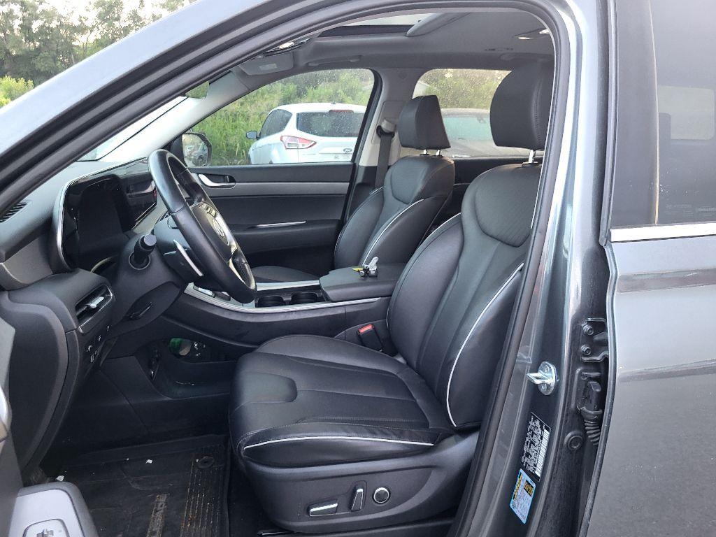 used 2023 Hyundai Palisade car, priced at $33,500