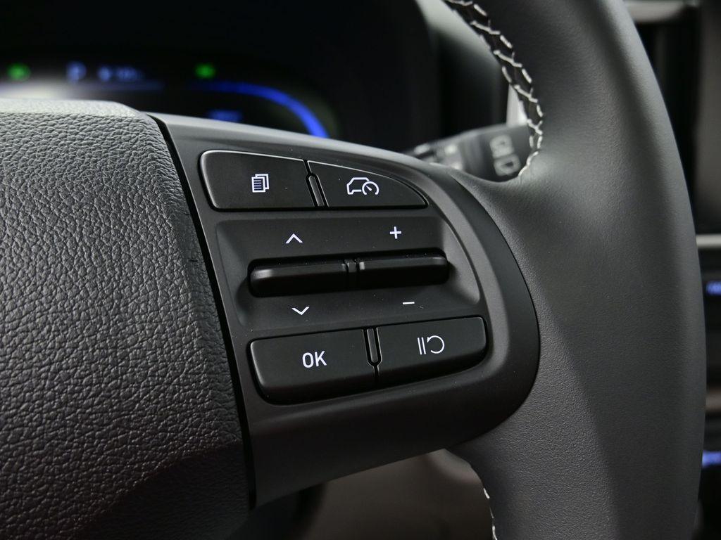 new 2025 Hyundai Venue car, priced at $23,739