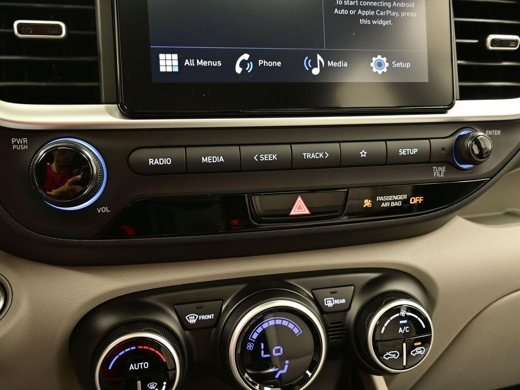 new 2025 Hyundai Venue car, priced at $23,739