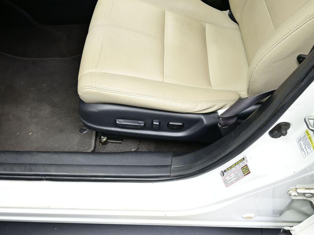 used 2013 Honda Crosstour car, priced at $12,800
