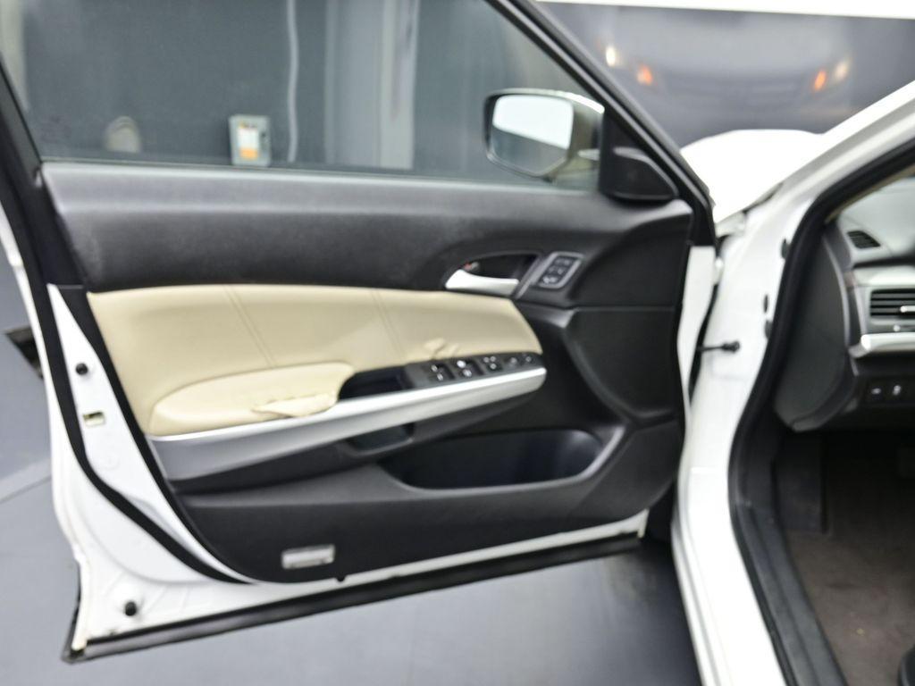 used 2013 Honda Crosstour car, priced at $12,800