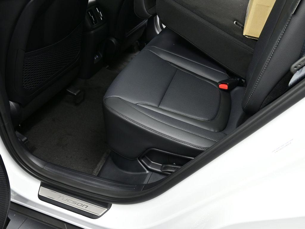 new 2026 Hyundai TUCSON Hybrid car, priced at $45,055