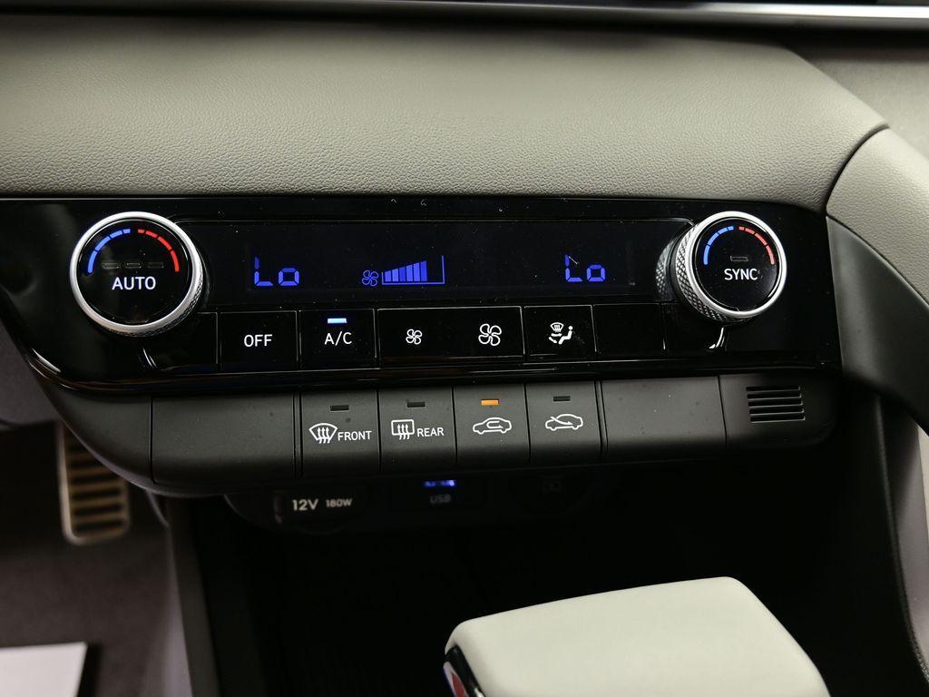 new 2025 Hyundai Elantra car, priced at $25,070