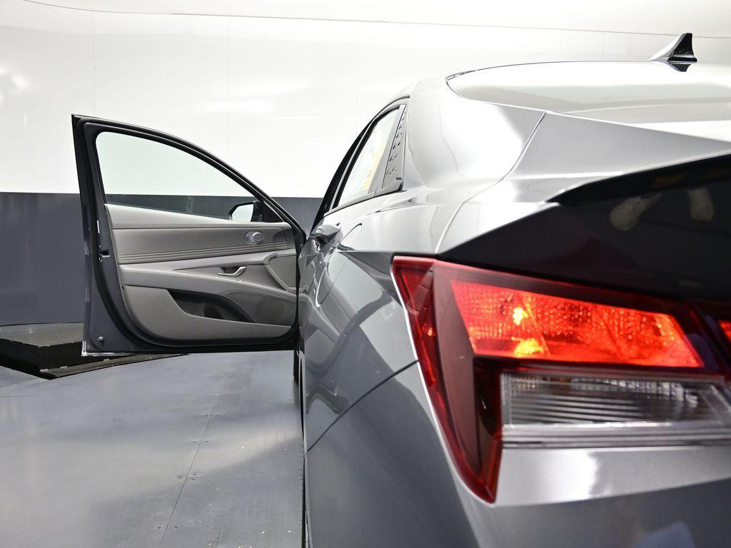 new 2025 Hyundai Elantra car, priced at $25,070