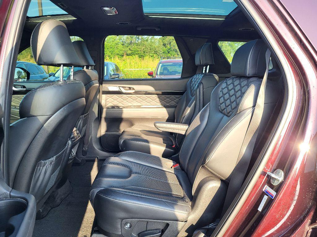used 2022 Hyundai Palisade car, priced at $32,000