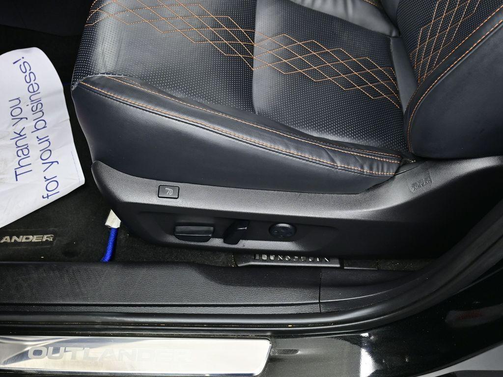 used 2023 Mitsubishi Outlander PHEV car, priced at $34,500