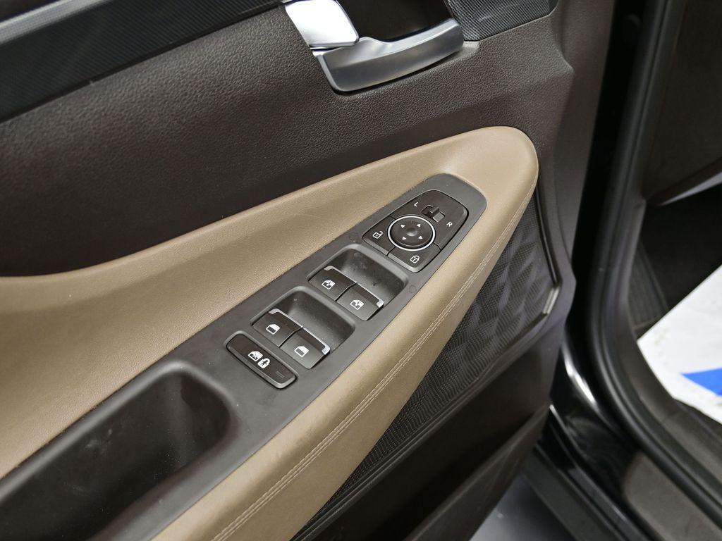 used 2023 Hyundai Santa Fe Plug-In Hybrid car, priced at $28,000