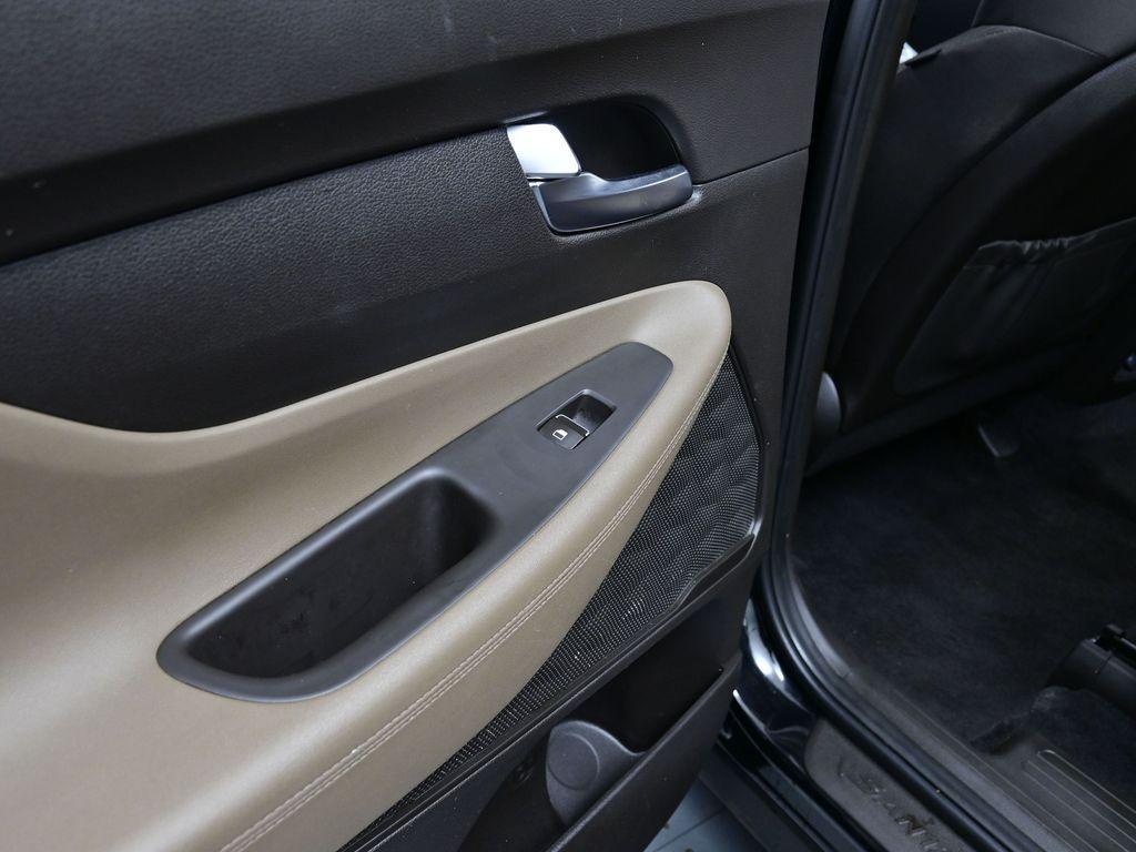 used 2023 Hyundai Santa Fe Plug-In Hybrid car, priced at $28,000