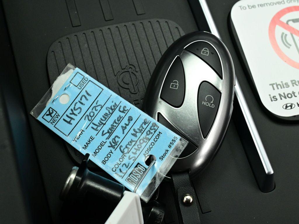 new 2025 Hyundai Santa Fe car, priced at $42,570