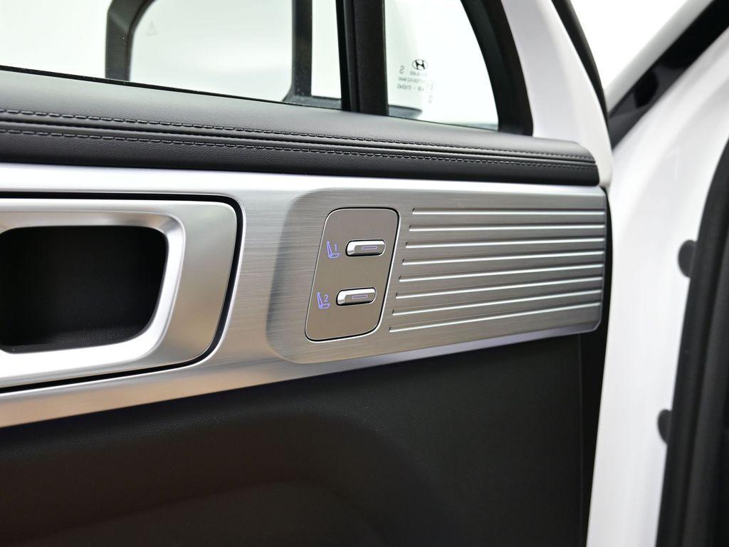 new 2025 Hyundai SANTA FE HEV car, priced at $49,334