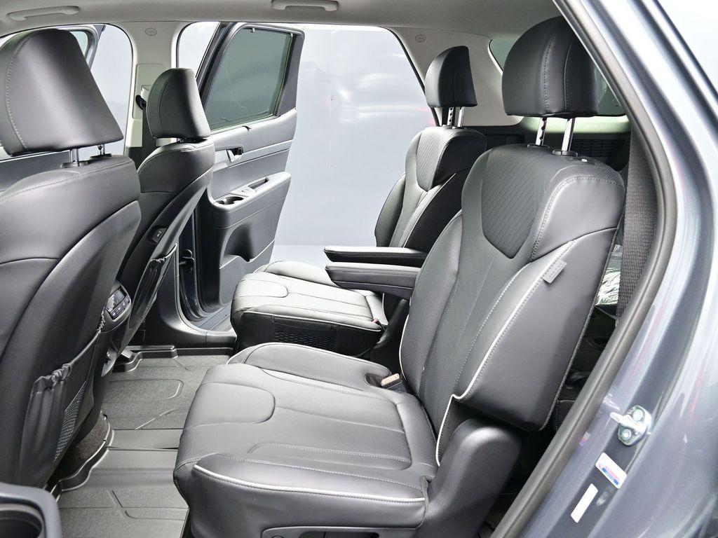 new 2025 Hyundai Palisade car, priced at $45,167