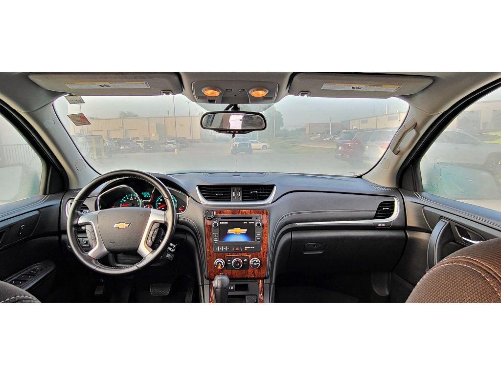 used 2014 Chevrolet Traverse car, priced at $11,950