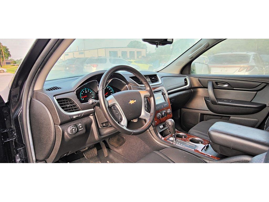 used 2014 Chevrolet Traverse car, priced at $11,950