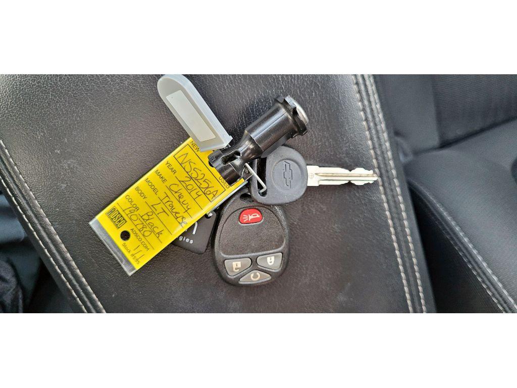 used 2014 Chevrolet Traverse car, priced at $11,950