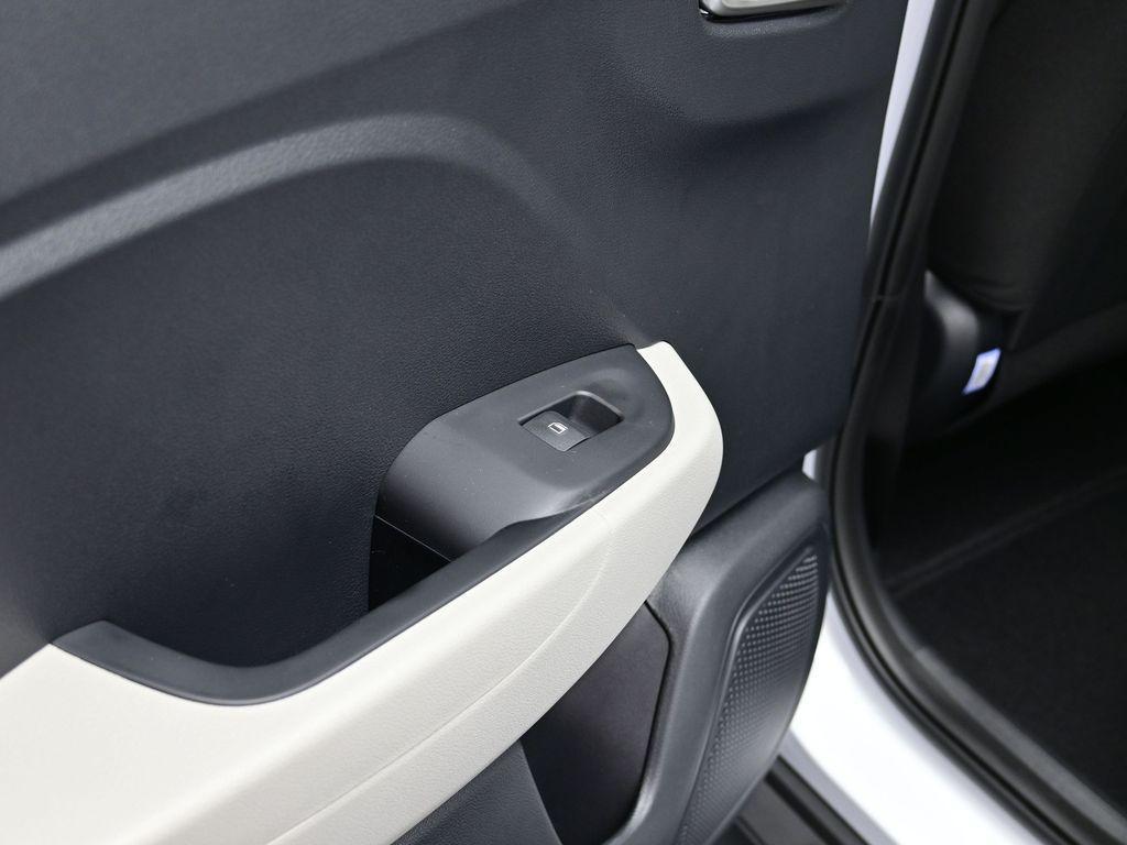 new 2025 Hyundai Venue car, priced at $23,805