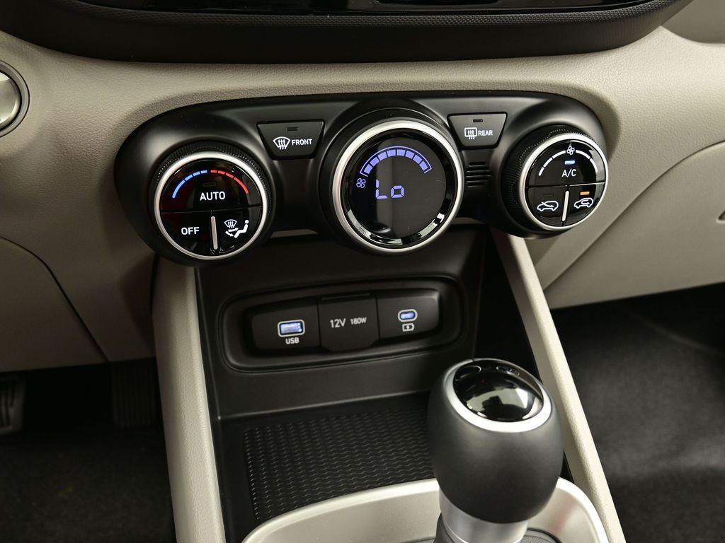 new 2025 Hyundai Venue car, priced at $23,805