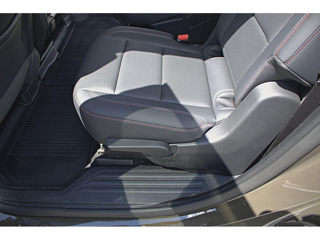 used 2024 Chevrolet Traverse car, priced at $47,500