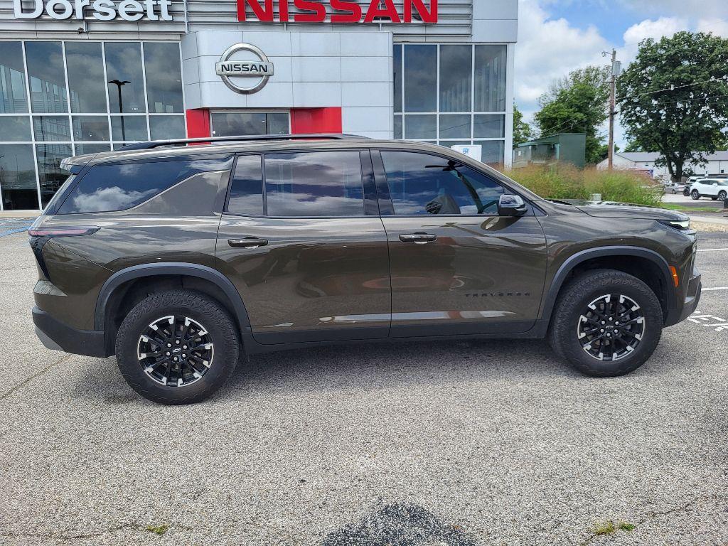 used 2024 Chevrolet Traverse car