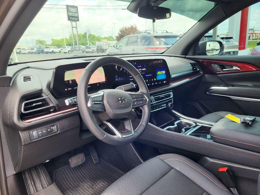 used 2024 Chevrolet Traverse car