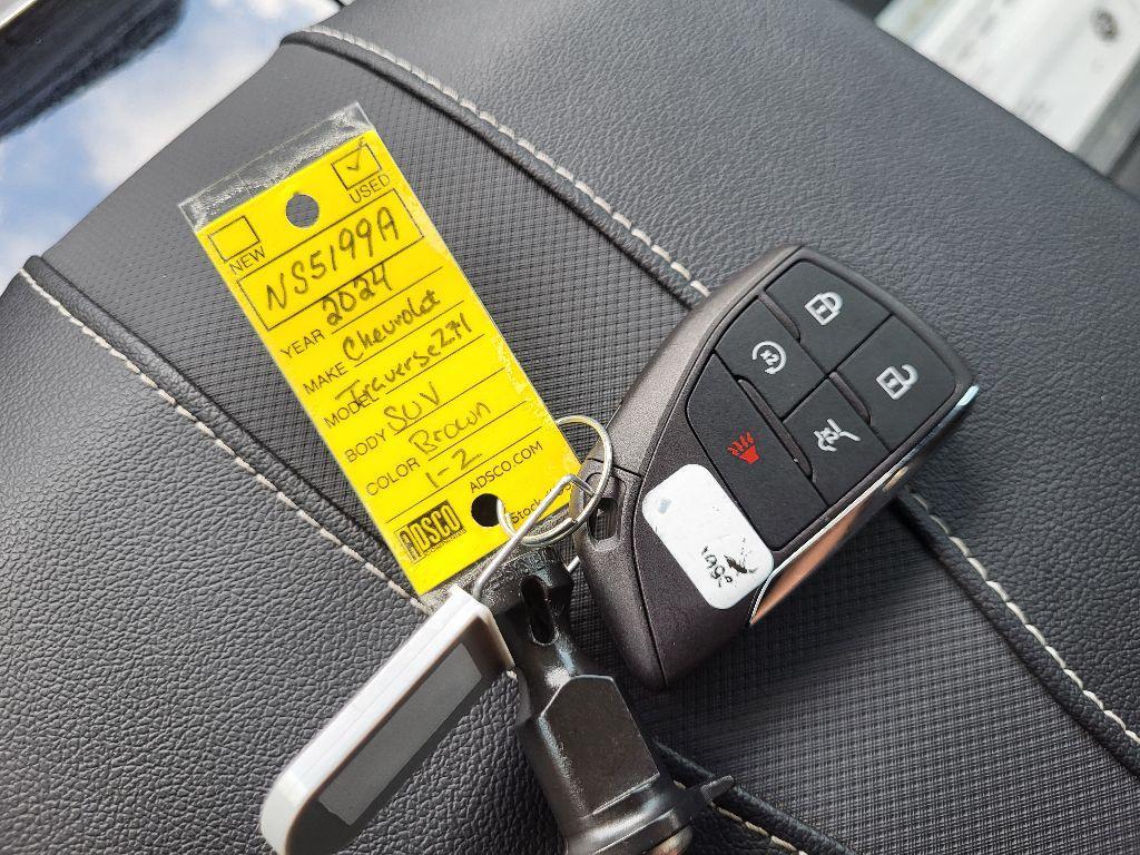 used 2024 Chevrolet Traverse car