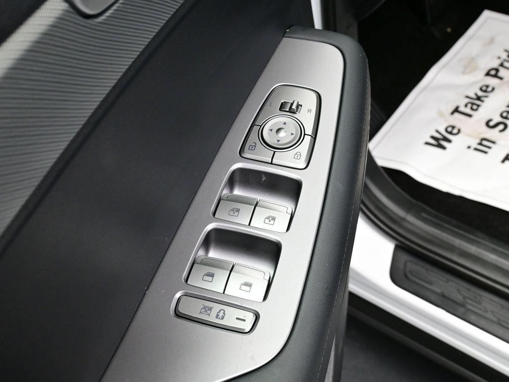 new 2025 Hyundai Palisade car, priced at $42,684
