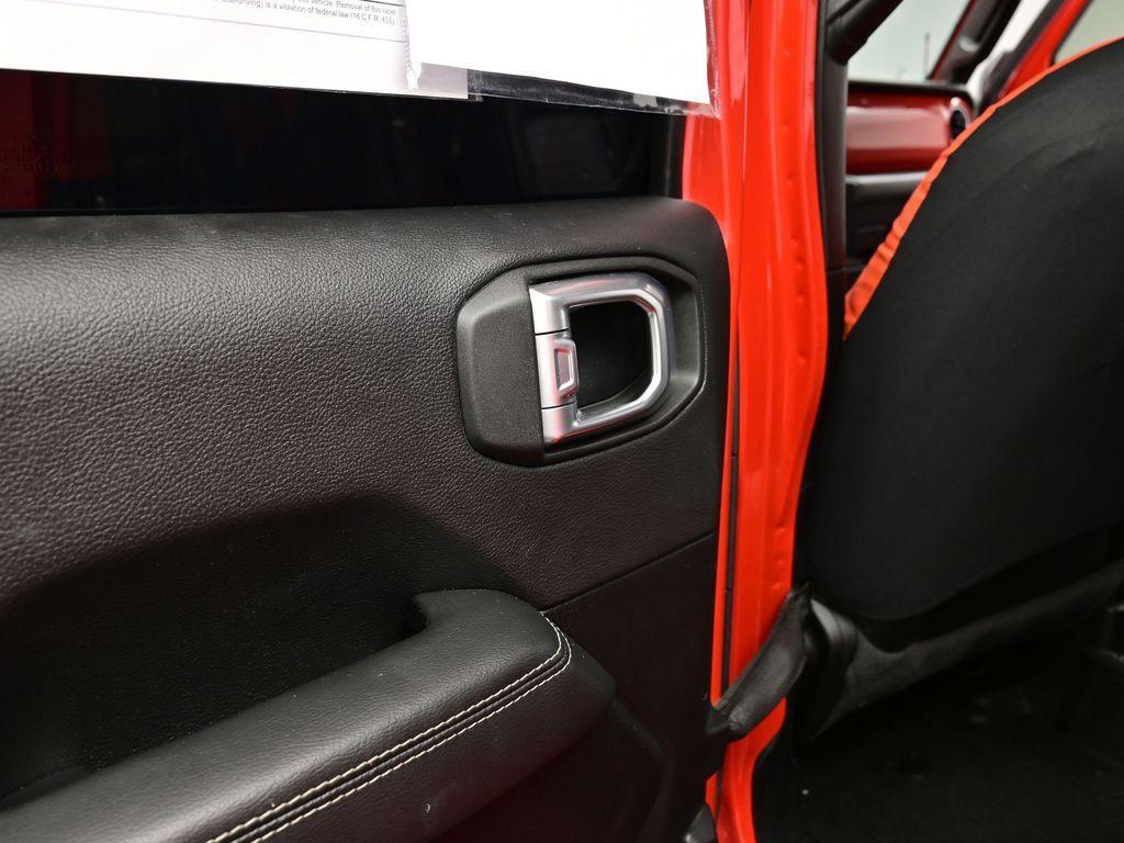 used 2020 Jeep Wrangler Unlimited car, priced at $30,400