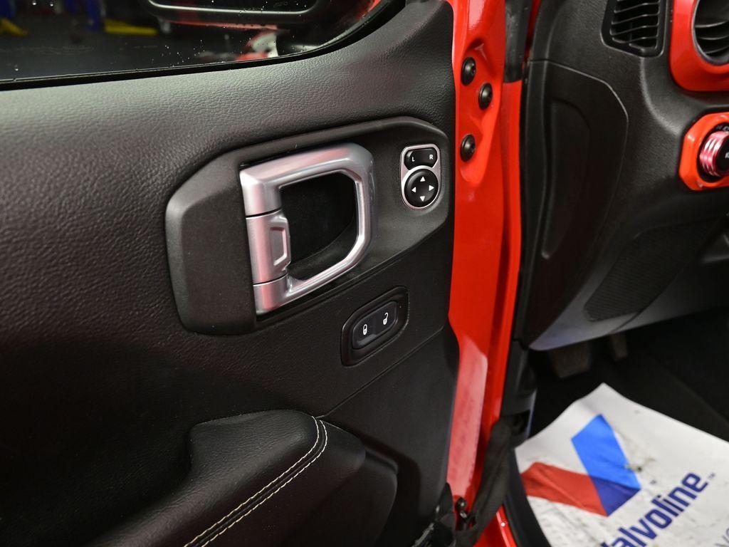 used 2020 Jeep Wrangler Unlimited car, priced at $30,400