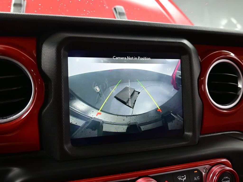 used 2020 Jeep Wrangler Unlimited car, priced at $30,400