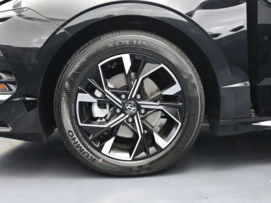 new 2025 Hyundai Sonata car, priced at $30,429