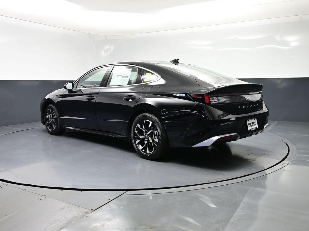 new 2025 Hyundai Sonata car, priced at $30,429