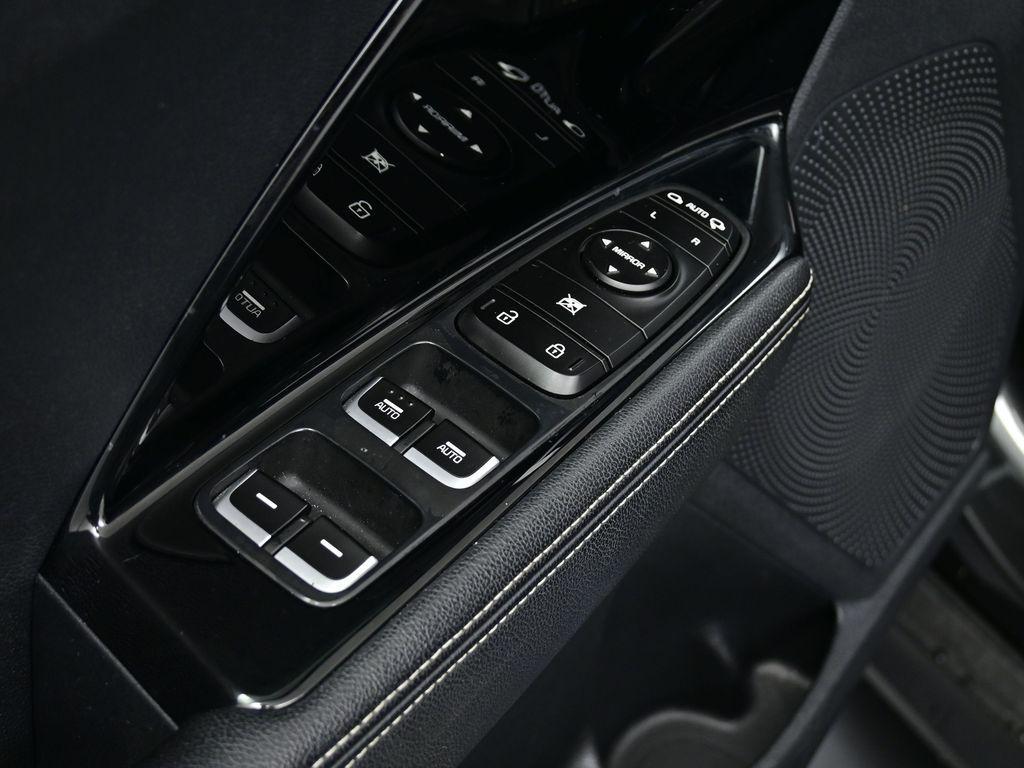 used 2022 Kia Niro EV car, priced at $21,000