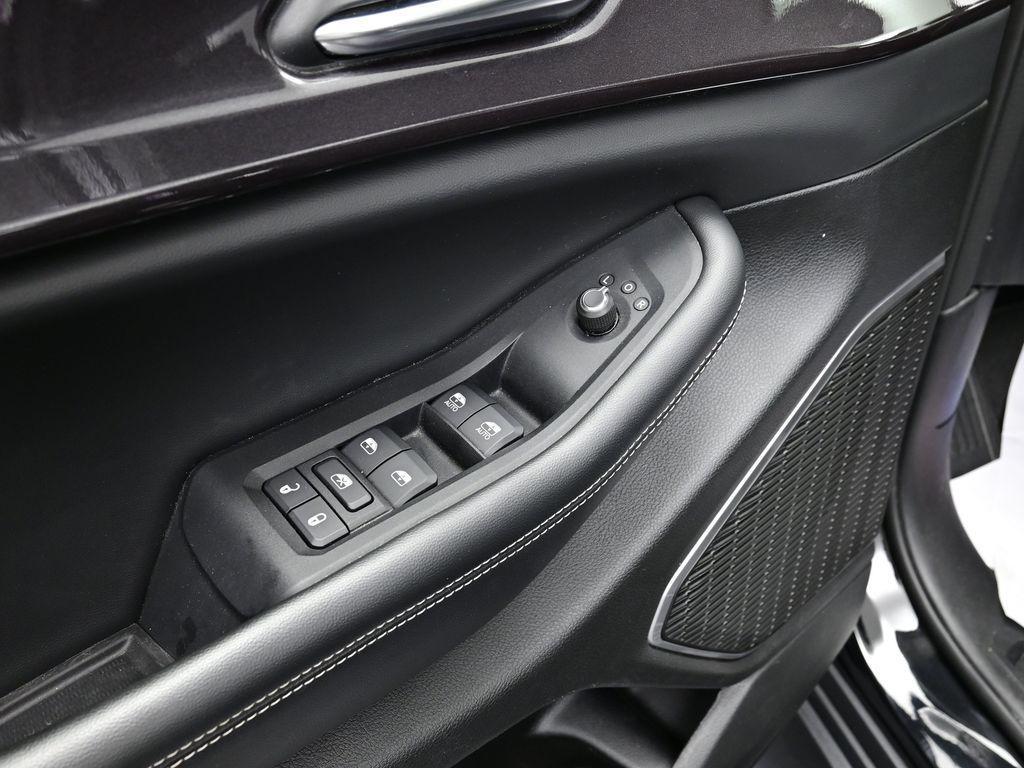 used 2022 Jeep Grand Cherokee L car, priced at $32,850