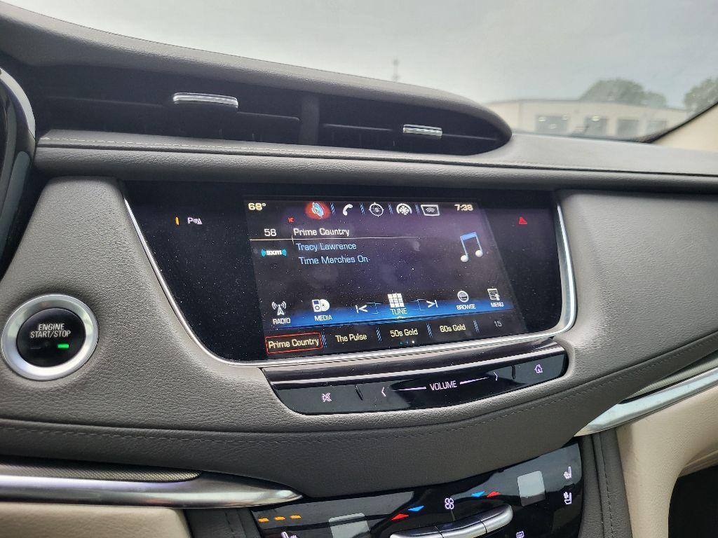 used 2018 Cadillac XT5 car, priced at $12,000