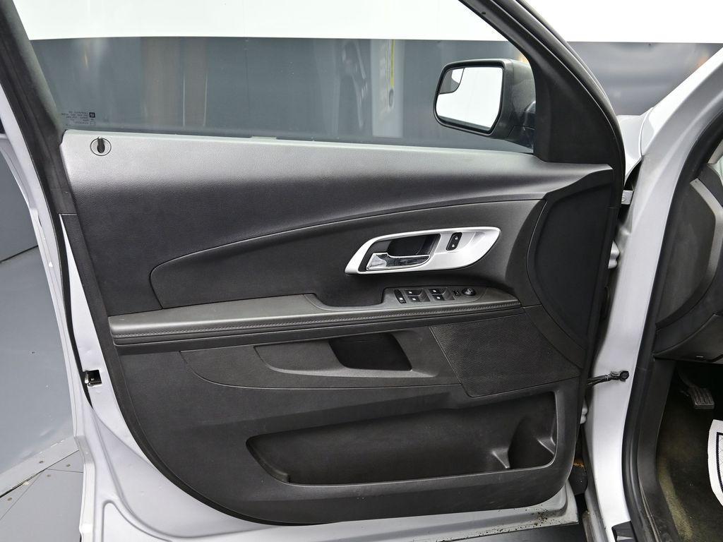 used 2012 Chevrolet Equinox car, priced at $9,500