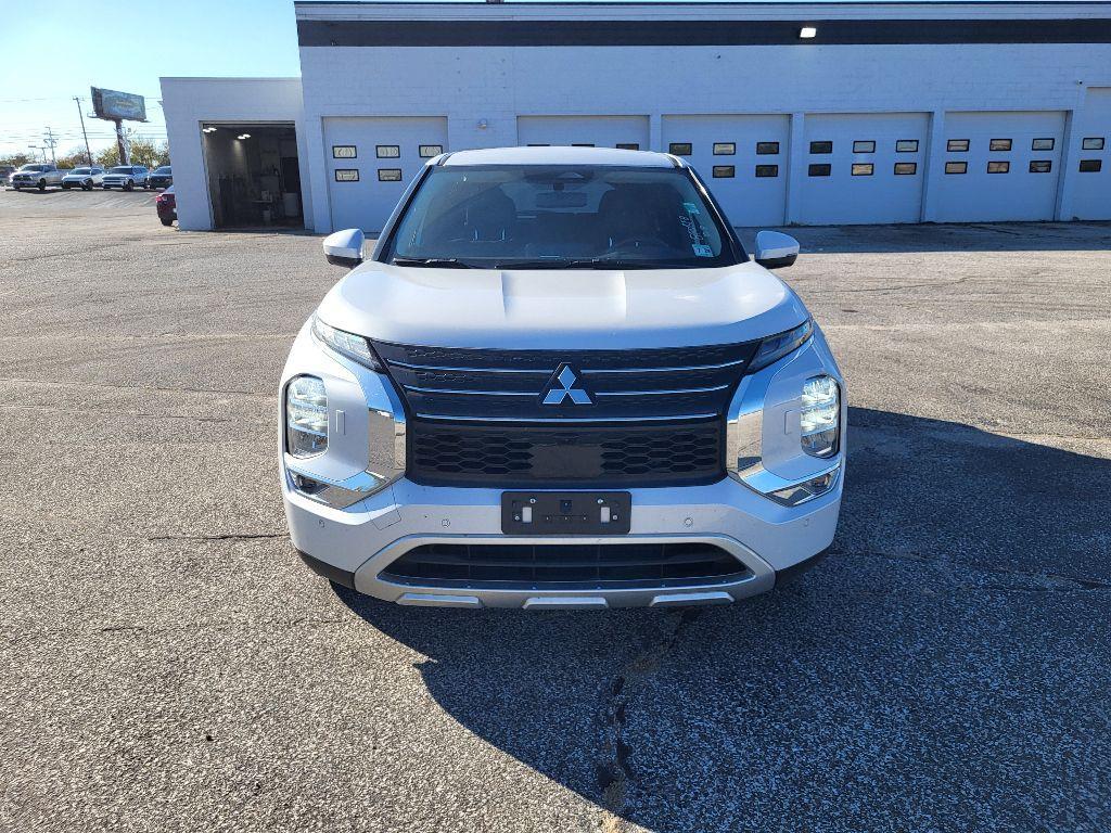 used 2024 Mitsubishi Outlander PHEV car, priced at $31,000