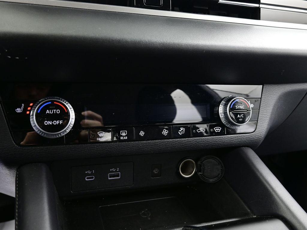 used 2024 Mitsubishi Outlander PHEV car, priced at $30,000