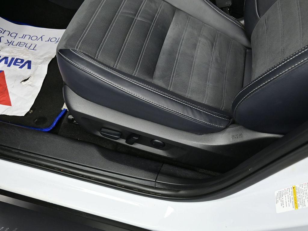 used 2024 Mitsubishi Outlander PHEV car, priced at $30,000