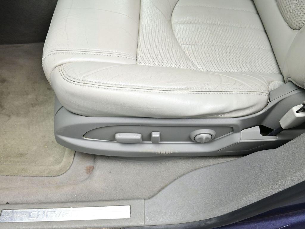 used 2014 Chevrolet Traverse car, priced at $9,900