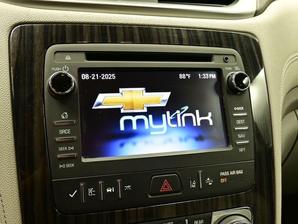 used 2014 Chevrolet Traverse car, priced at $9,900