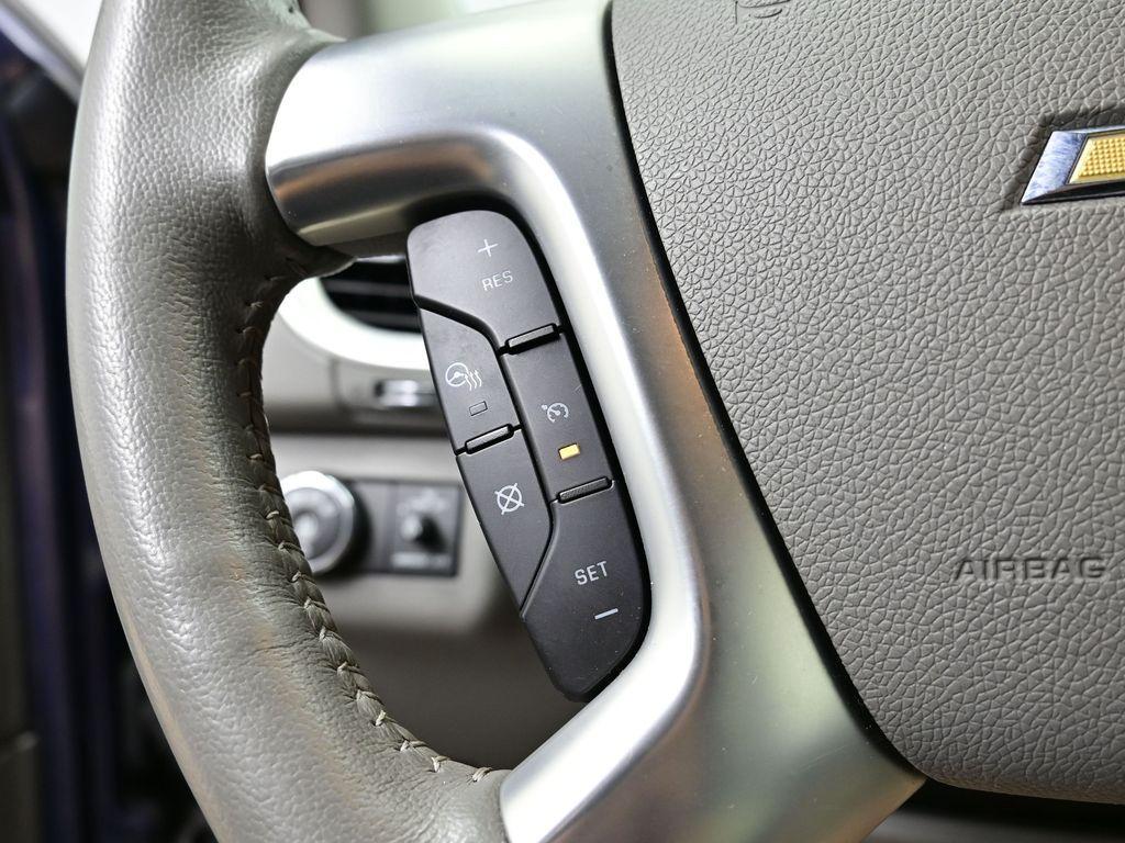 used 2014 Chevrolet Traverse car, priced at $9,900