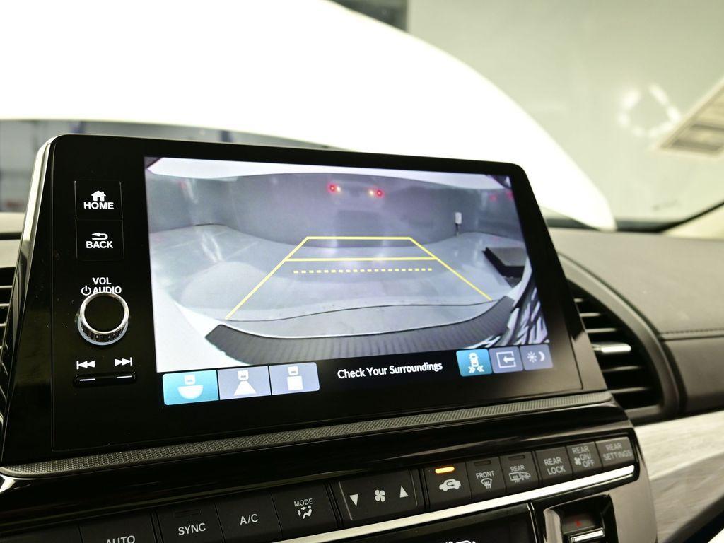 used 2025 Honda Odyssey car, priced at $47,500