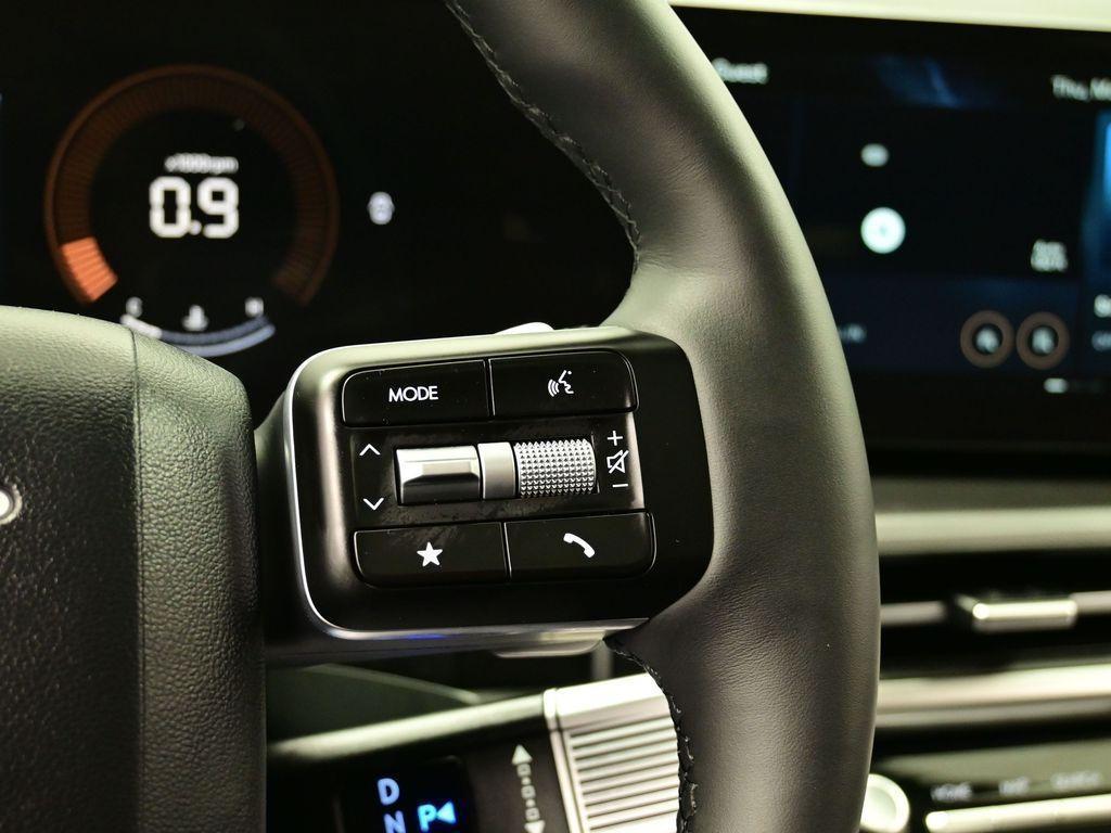 new 2025 Hyundai Santa Fe car, priced at $42,273
