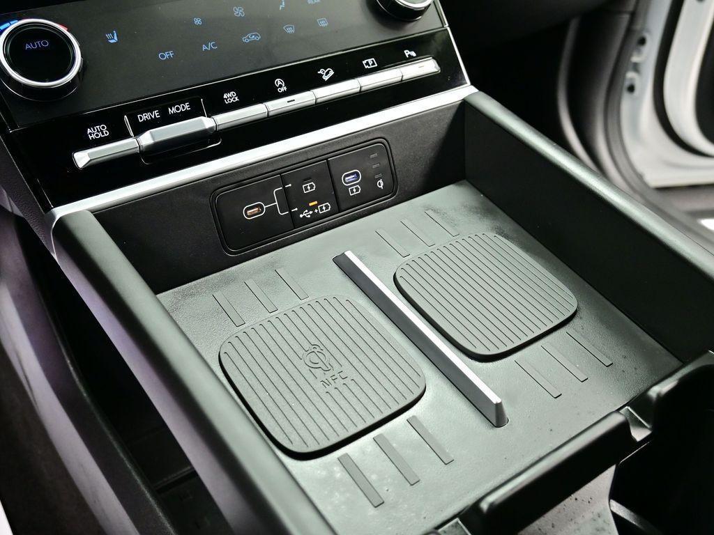 new 2025 Hyundai Santa Fe car, priced at $42,273