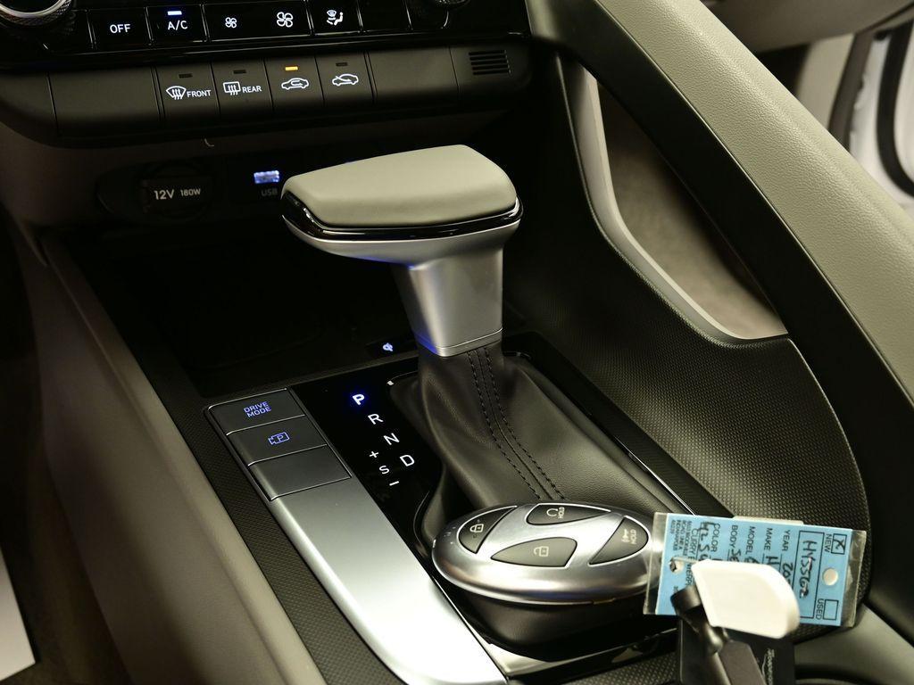 new 2025 Hyundai Elantra car, priced at $24,904