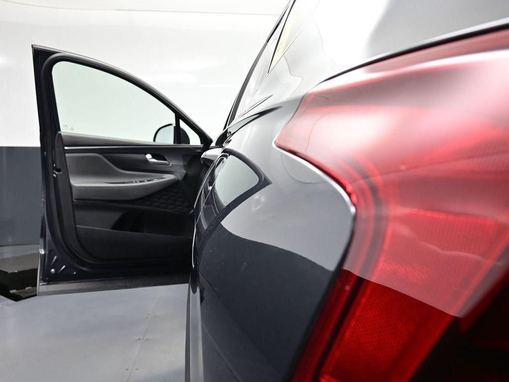 used 2023 Hyundai Santa Fe car, priced at $27,900