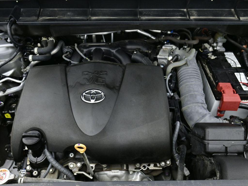 used 2022 Toyota Highlander car, priced at $36,000